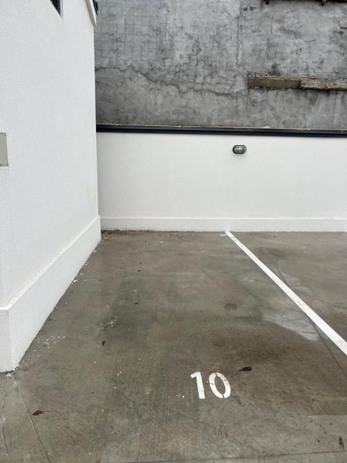 נובי סאד Apartment Charlie Private Parking מראה חיצוני תמונה