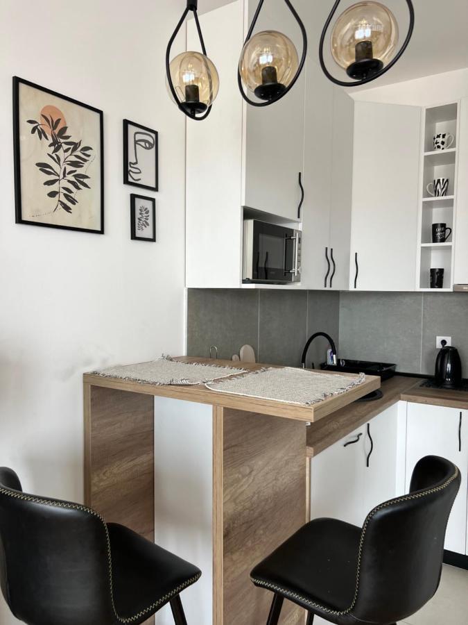 נובי סאד Apartment Charlie Private Parking מראה חיצוני תמונה